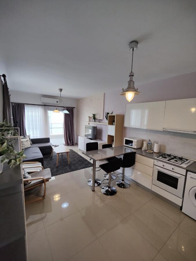 Spartacus Pool Apartments In Caesar Resort & Spa Trikomo Kültér fotó